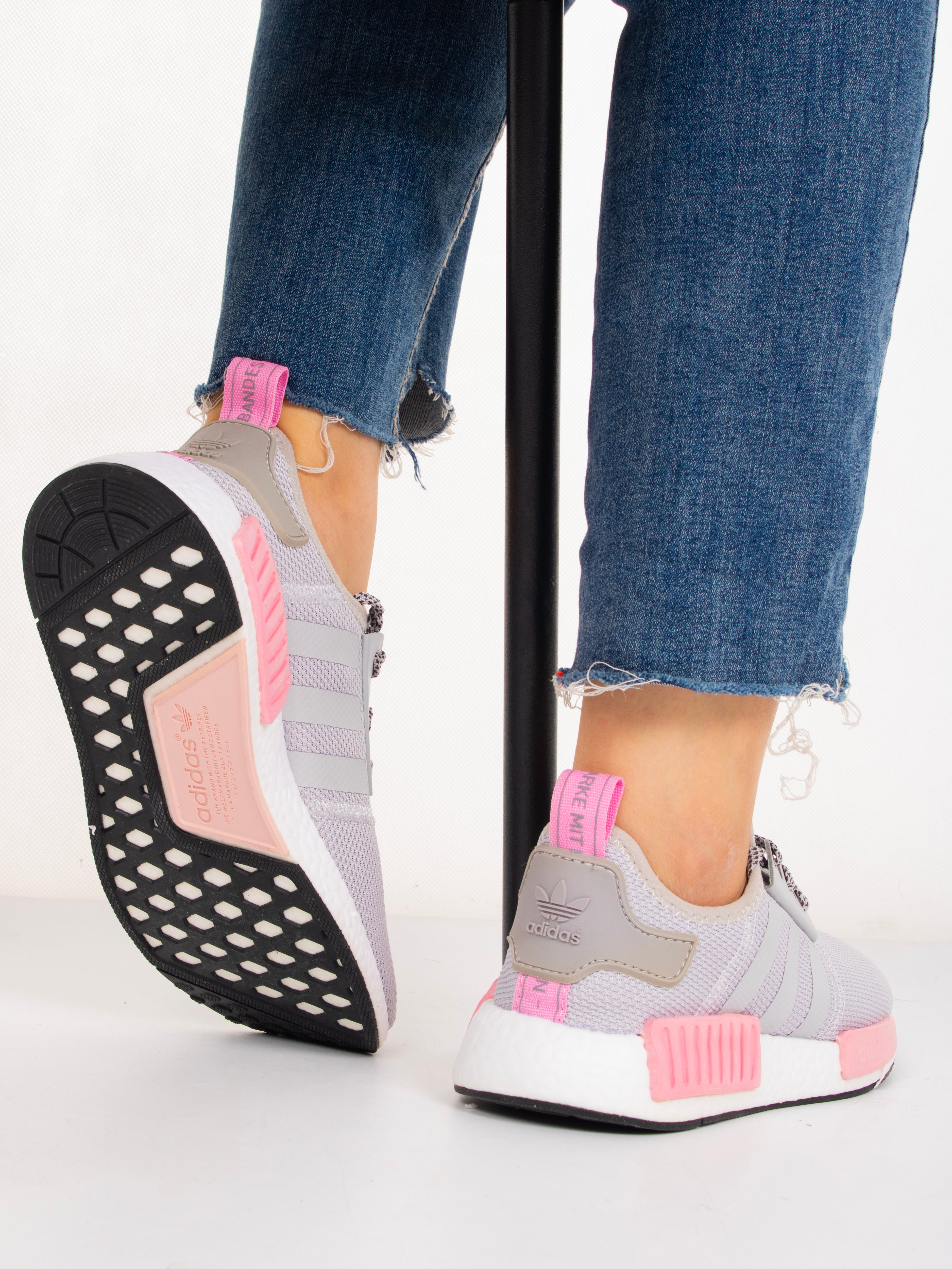adidas nmd grey pink