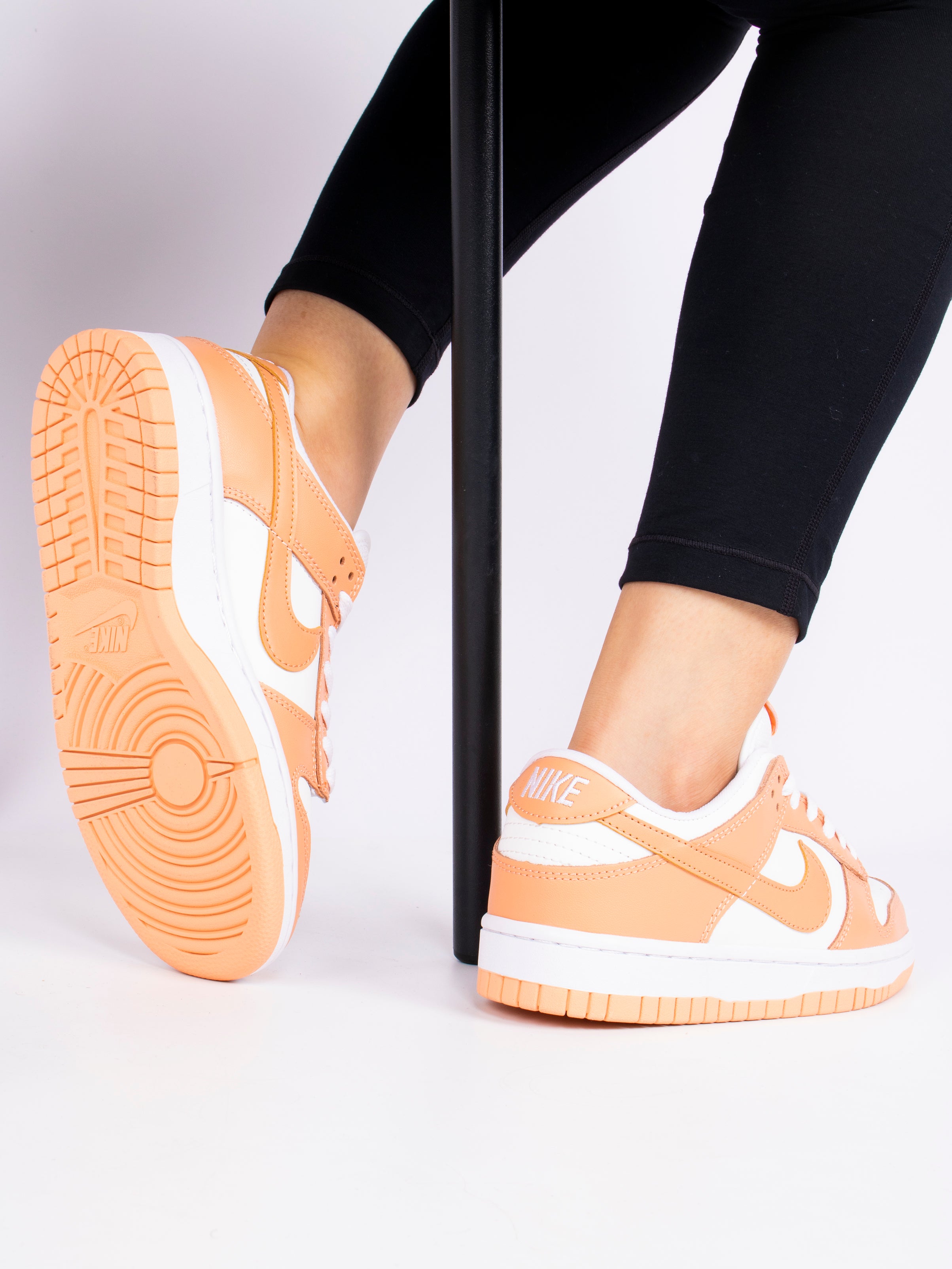 Nike Dunk low peach