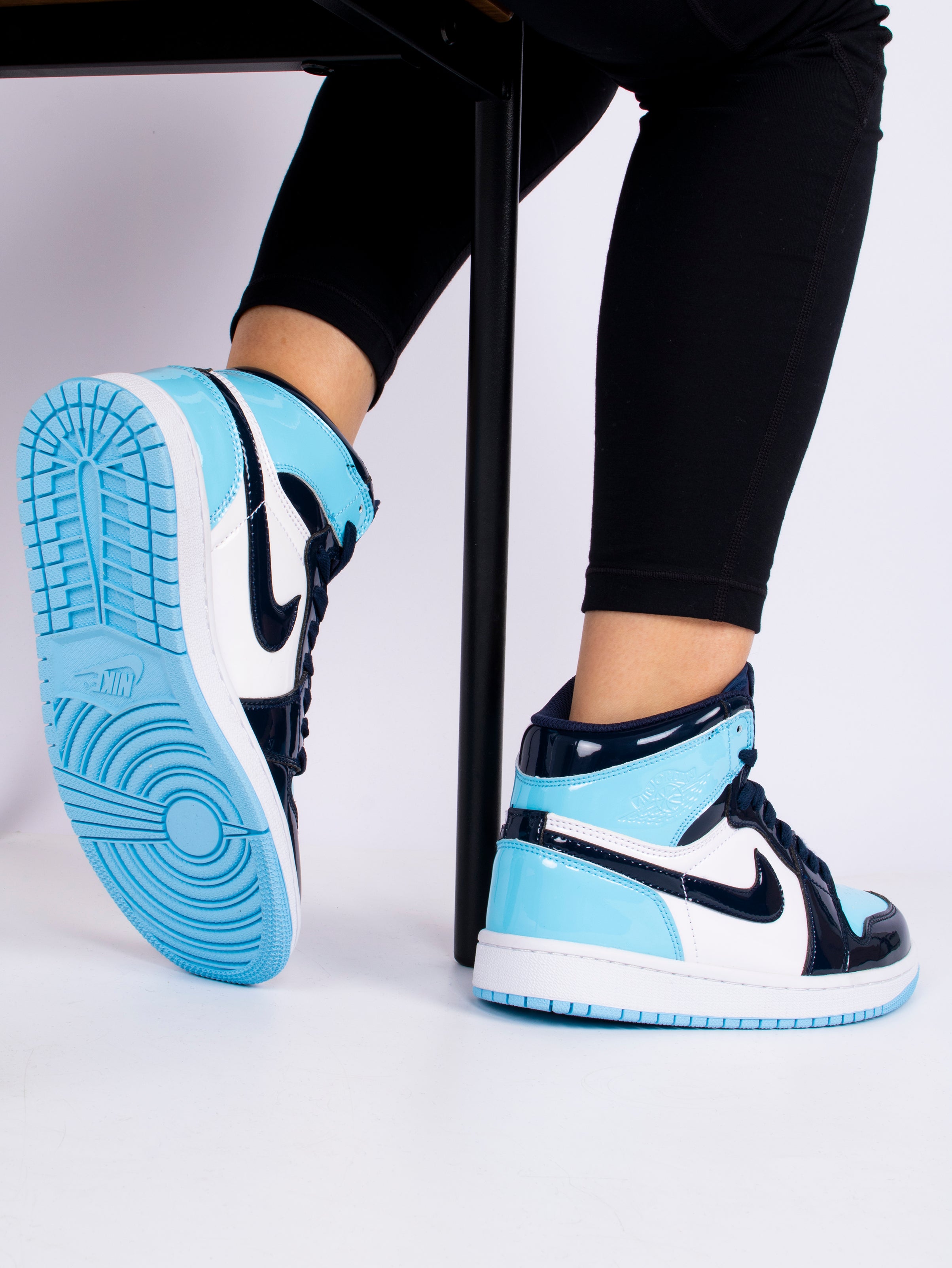 Nike Air Jordan 1 Retro High “UNC Patent”